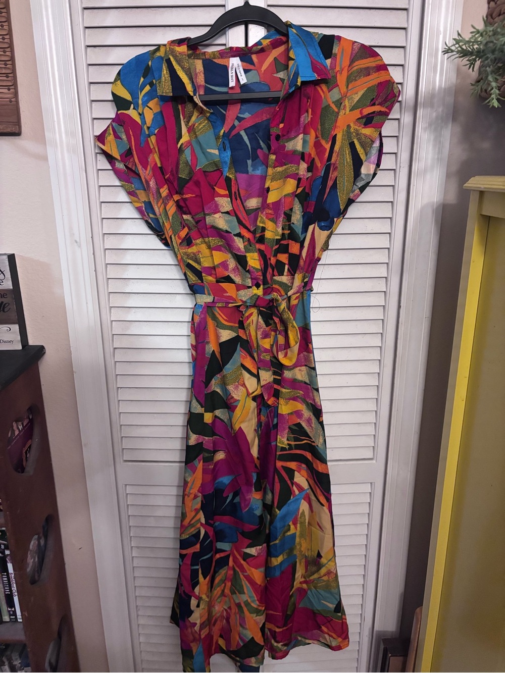 Live 4 Truth Multicolor Tropical Print Midi Wrap Dress